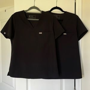 FIGS Catarina Scrub Tops - Black